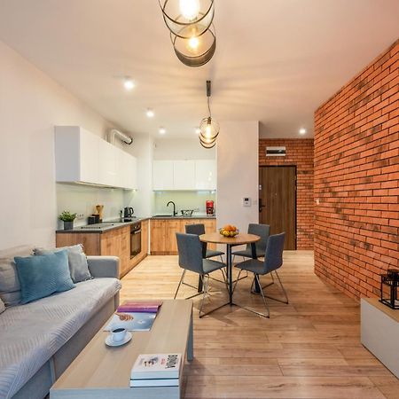 Marvels Place With Parking And Ac Краків Екстер'єр фото
